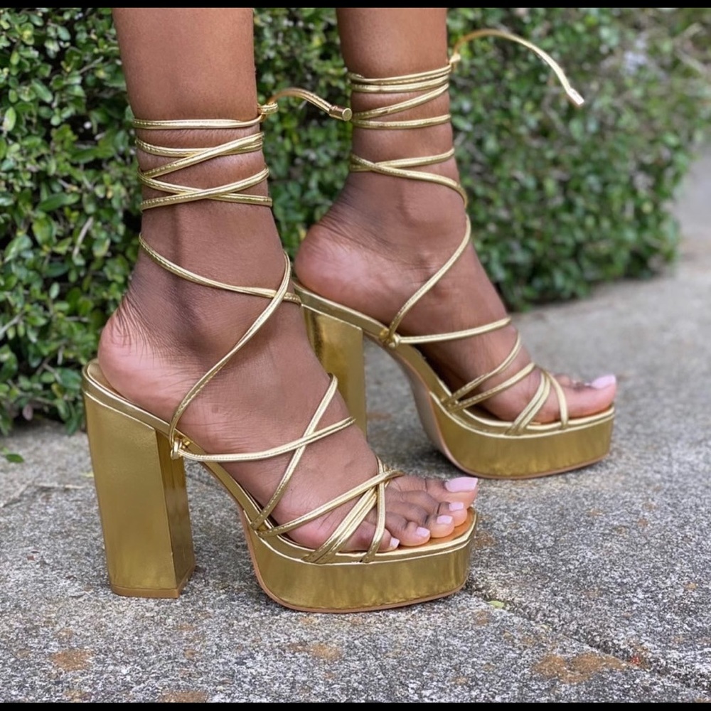 Taste Maker-Gold Platform heel